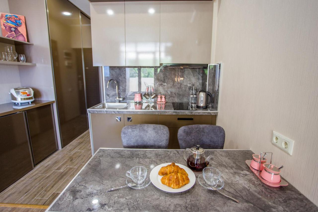 Kvariati RIVIERA PEARL APARTMENT Esterno foto